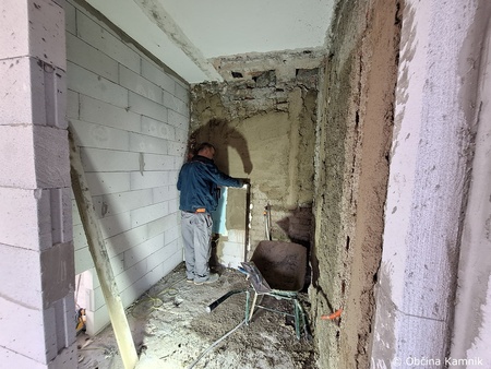 Prenova sanitarij na bazenu Pod skalco (4)